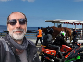 manu y el equipo en la isla de Man